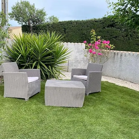 2 Pieces Independant Avec Espace Exterieur Caux